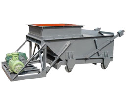 K型往復式給料機的用途一般用于料倉下部給煤,特別適用于井下瓦斯濃度較大易發生爆炸的料倉下部給料。